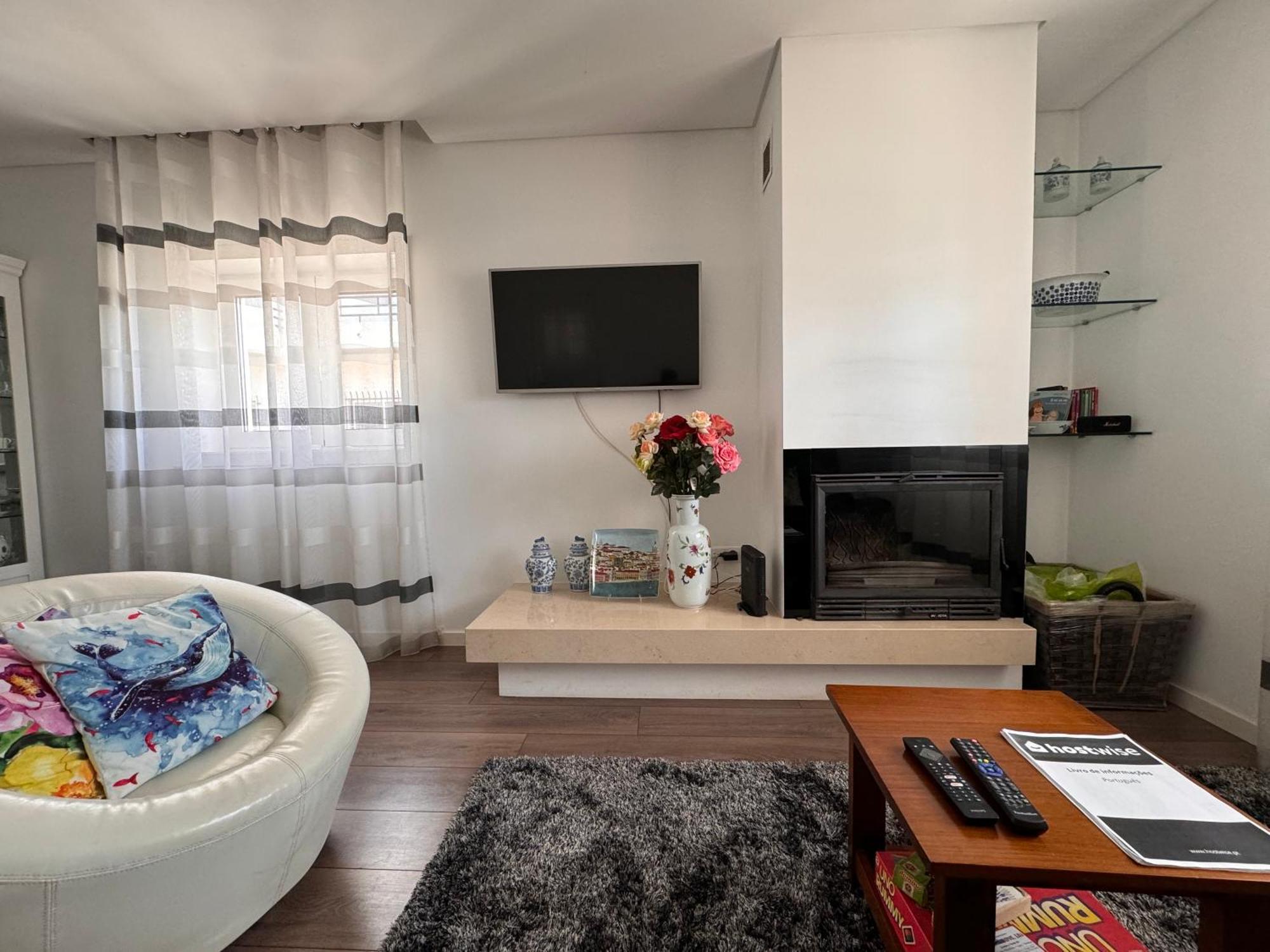 Moradia Alegre No Centro Da Vila Da Tocha. Ngoại thất bức ảnh